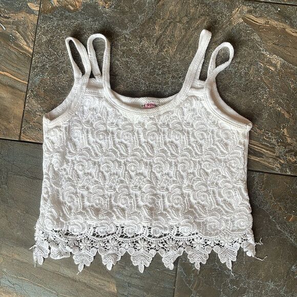 One Two Three lace crop top shirt see measurements for size,T Size Tag Removed - Picture 5 of 10